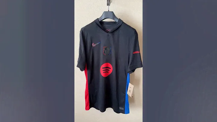Barca NEW Kit Review! ⚫️🔴 #fcbarcelona #barca #football #barcafans #raphinha