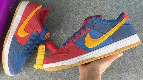 NIKE SB DUNK LOW BARCELONA DJ0606 400